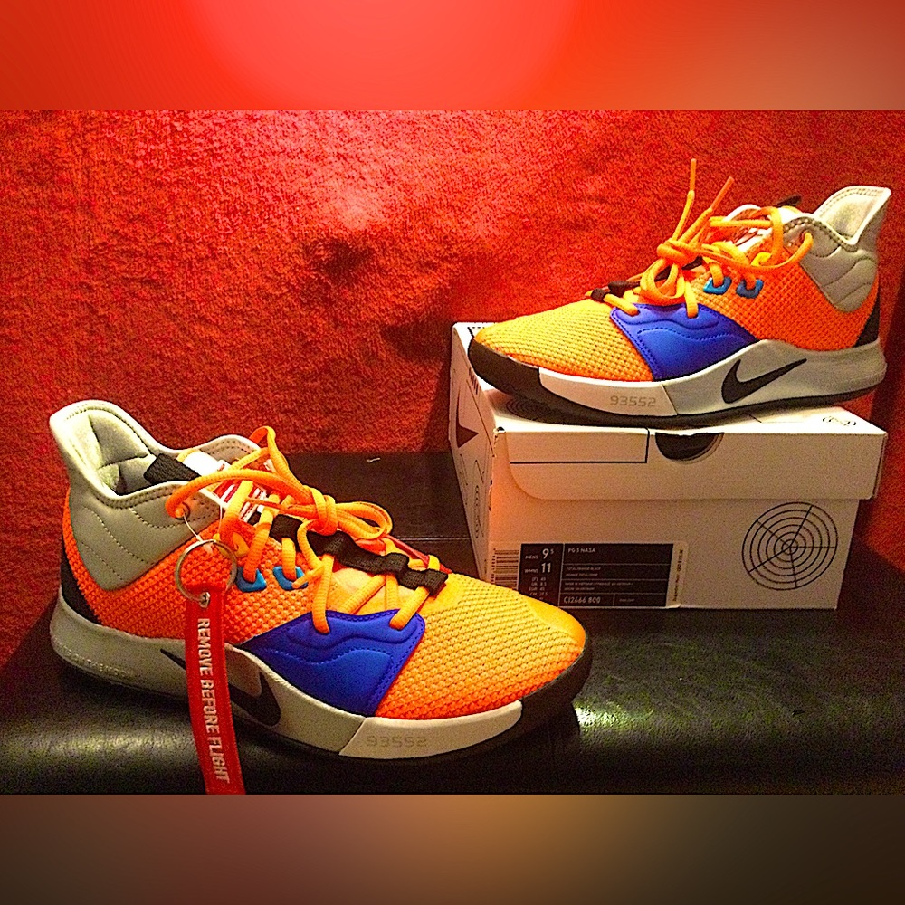 Nike PG 3 Nasa size 9.5